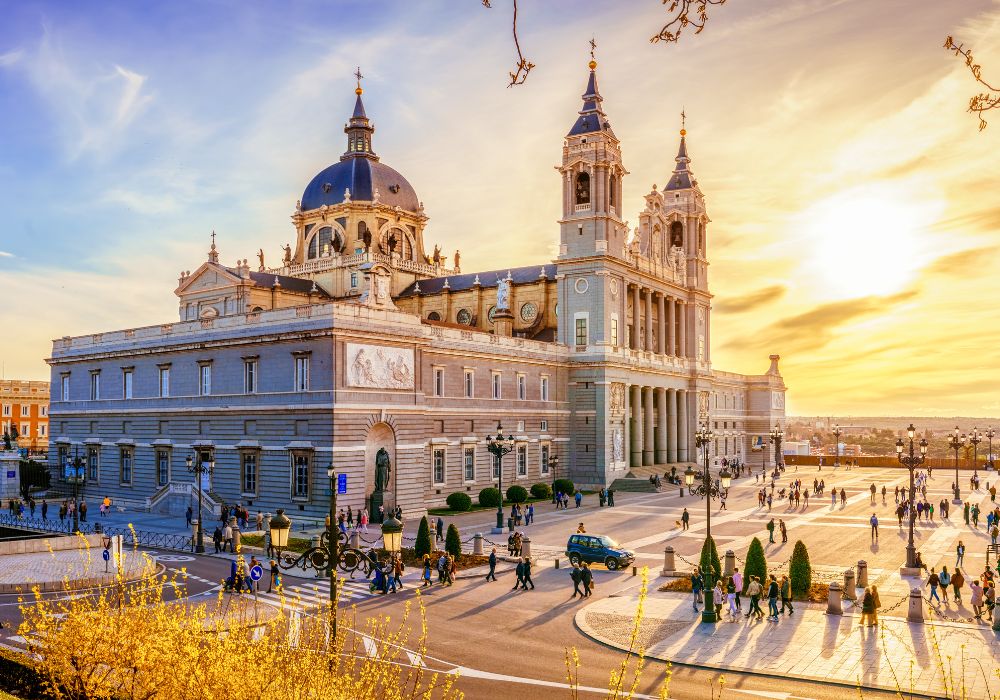 Shoulder Season Madrid